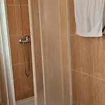 Ainara Luxury يوريت دي مار
