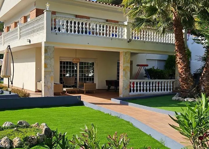 Ainara Luxury וילה *